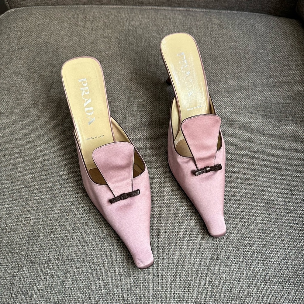 Vintage Prada satin mauve mule heels - Picture 2 of 10